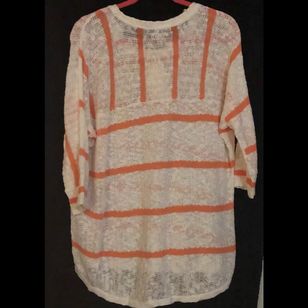 Beautiful white and peach, Light weight sweater.